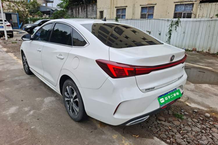 Used Changan Eado 2023 Changan Edition PLUS Blue Whale NE 1.4T GDI DCT Prestige Version
