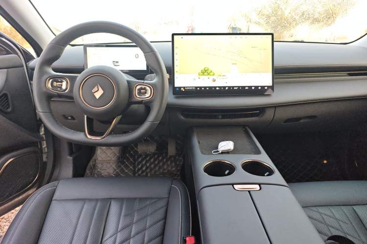 Used Baojun Enjoy 2025 Plug-in Hybrid 140km Luxury Edition
