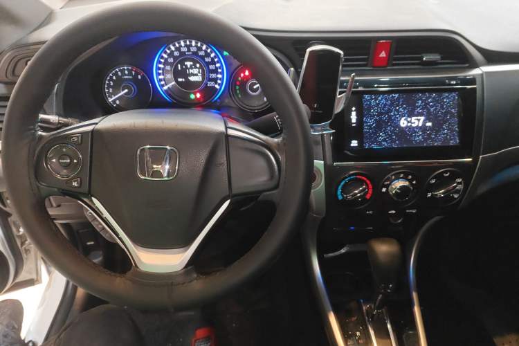 Used Honda Crider 2016 1.8L CVT Luxury Edition
