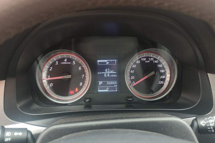 Used FORTHING Joyear X5 2017 1.6L CVT Luxury Model