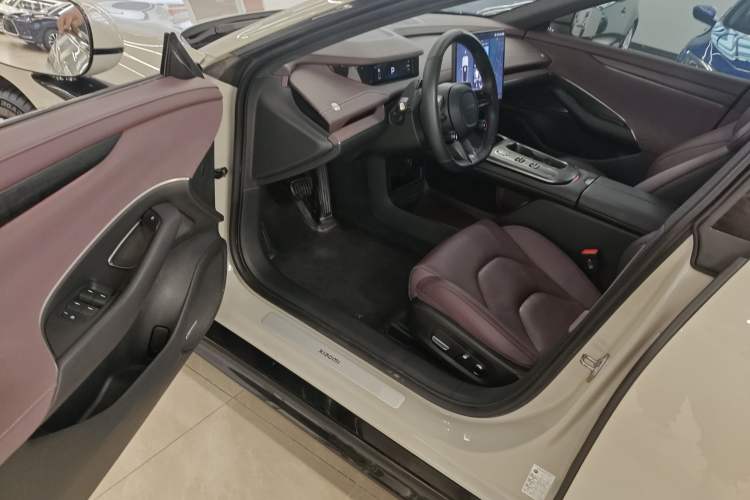 Used Xiaomi Auto SU7 2024 Rear-Drive Ultra-Long Range Advanced Pro-Level Intelligent Driving Version