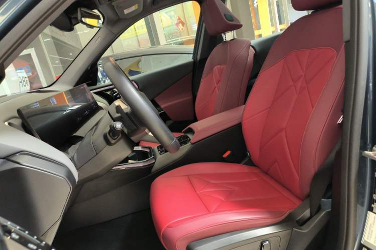 Used BMW X3 2025 xDrive30L Luxury Edition M Sport Package
