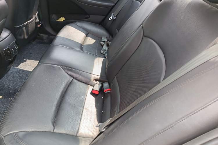 Used Hyundai Sonata 2013 2.0L Automatic Luxury Edition Left Rear Seat
