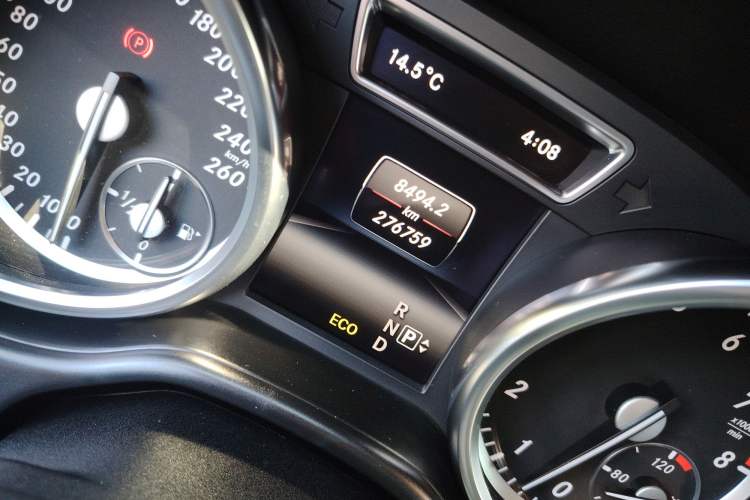 Used Mercedes-Benz M-Class 2014 ML 400 4MATIC Luxury Model