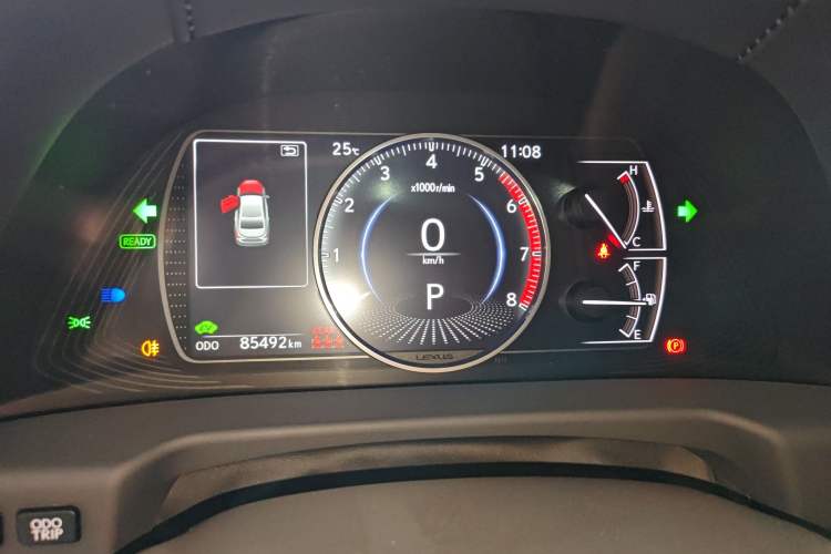 Used Lexus ES 2020 300h Premier Edition
