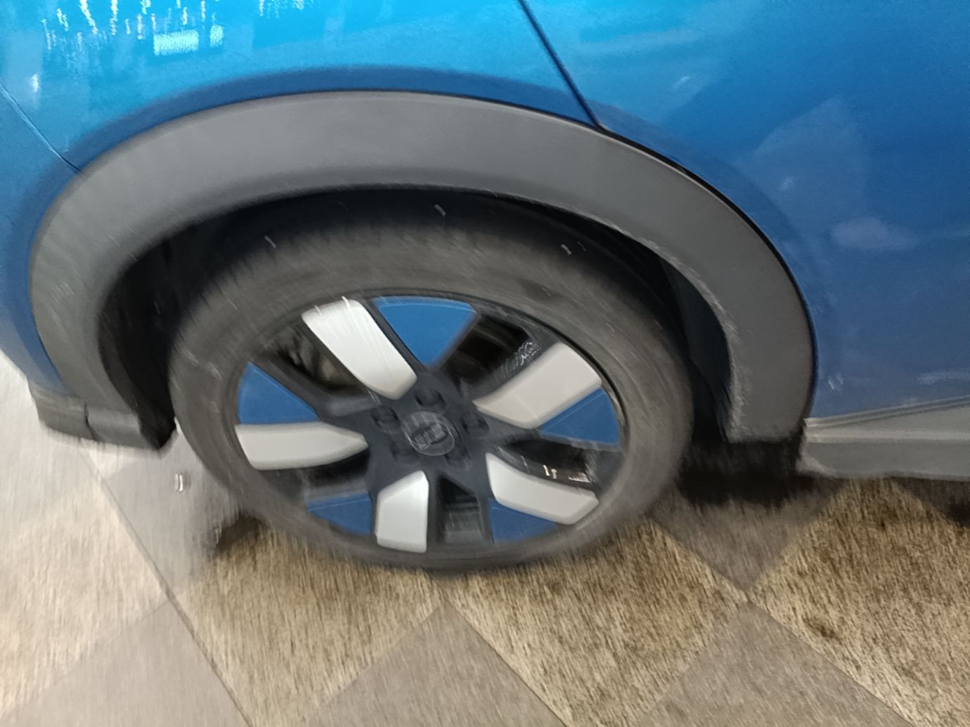 BYD Dolphin 2021 401km Knight Edition — снимка 11