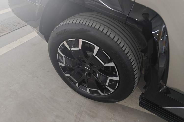 Used Formula Leopard Leopard 8 2025 Smart & Brave Flagship Edition 7 Seats