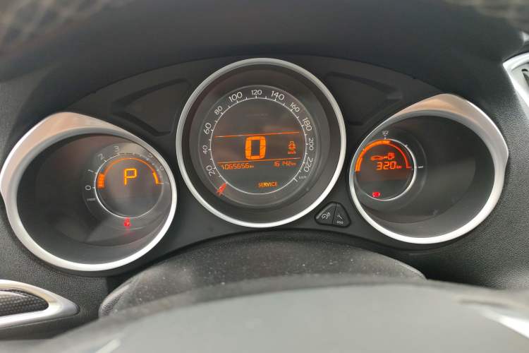 Used Citroen C4L 2014 1.6THP Intelligent Drive Automatic Dynamic Model
