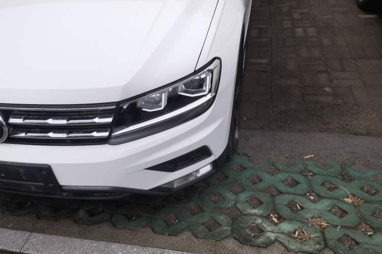 Used Volkswagen Tiguan L 2020 330TSI Automatic Two-Wheel Drive Luxury Edition China VI Standard
