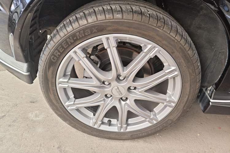 Used Infiniti ESQ 2014 1.6L Luxury Edition