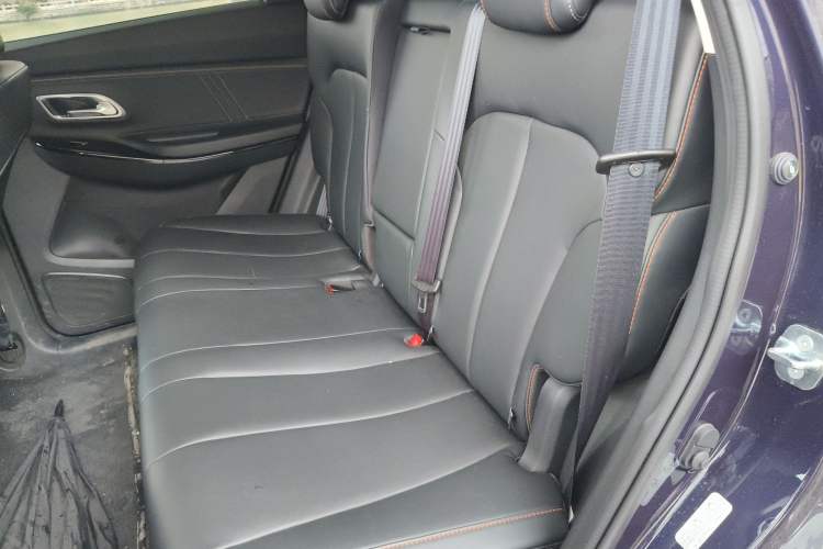 Used CHANGAN OSHAN X7 PLUS 2022 1.5T Blue Whale Edition Automatic Prestige Version Left Rear Seat