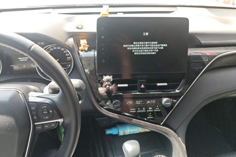 Used Toyota Camry 2021 2.0G Luxury Edition
