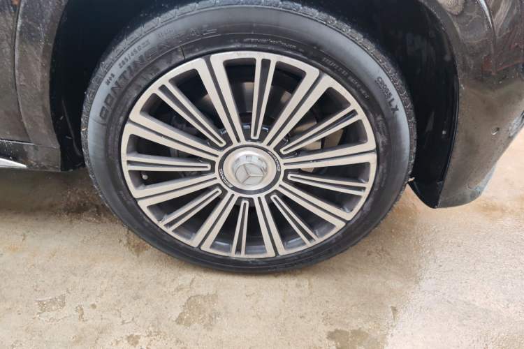 Used Mercedes-Benz GLS  Right Front Wheel Hub