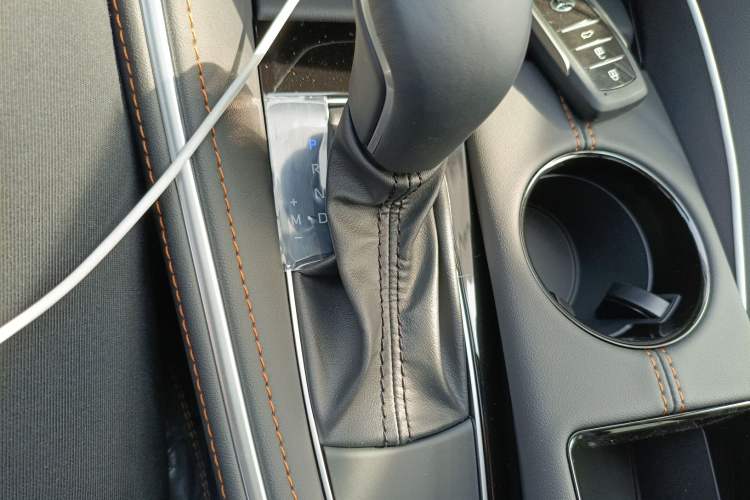 Used Toyota Avalon 2024 2.0L Luxury Edition