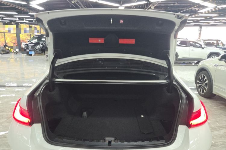 Used BMW i3 2024 eDrive 40 L Midnight Edition
