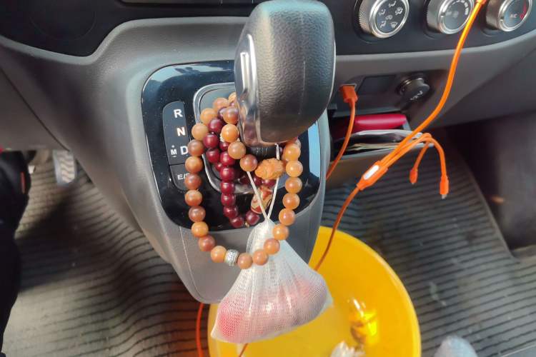 Used Ford Transit Custom 2021 2.2T Automatic Logistics Vehicle Pro Long Wheelbase 7 Seats Mid-Roof China VI Standard
