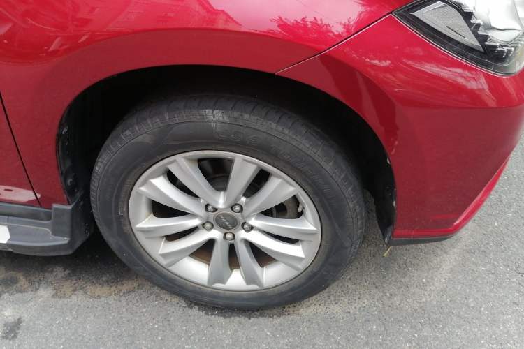 Used Haval H2 2014 1.5T Manual Two-Wheel Drive Elite Edition Right Front Wheel Hub