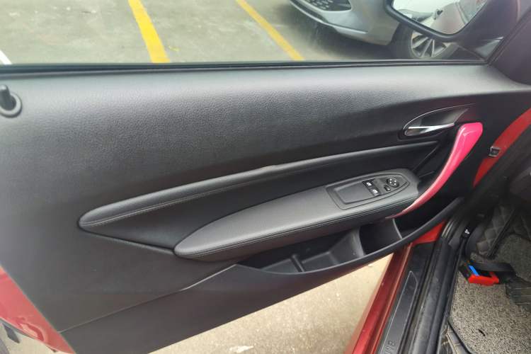 Used BMW 2 Series 2014 220i Leading Model
