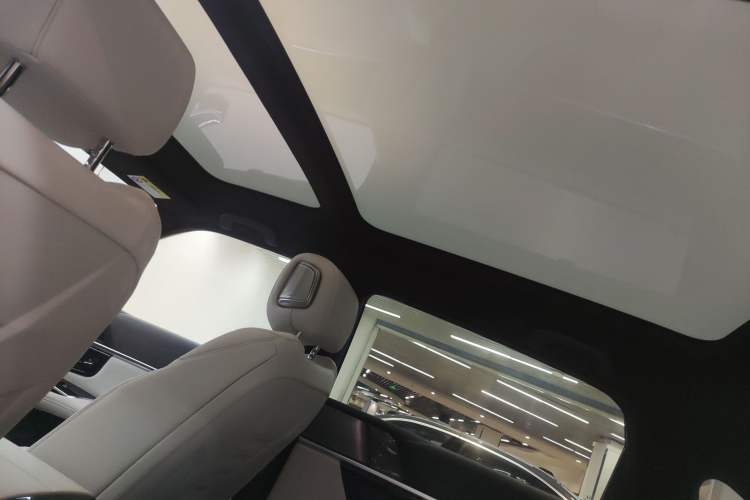 Used Honda S7 2025 Navigator Edition