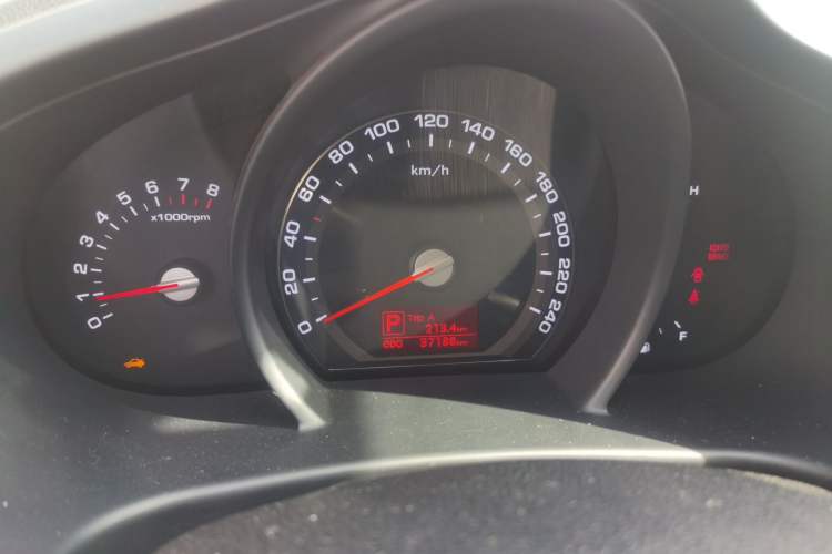 Used Kia Sportage R 2012 2.0L Automatic Two-Wheel Drive GL Trim
