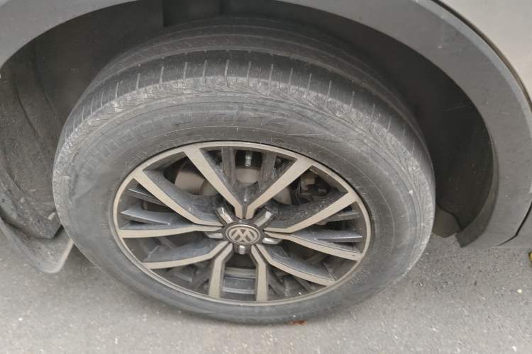 Used Volkswagen Tiguan L 2018 330TSI Automatic Two-Wheel Drive Luxury Edition