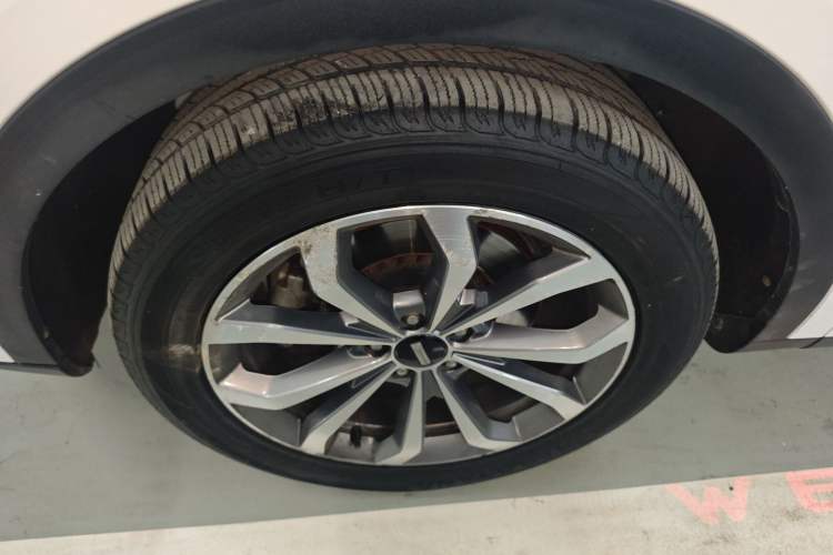 Used Wey VV6 2018 2.0T Four-Wheel Drive Flagship Version China V Standard
