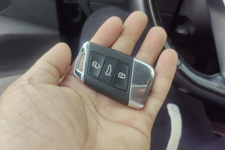 Used Volkswagen Magotan 2020 330TSI DSG Leading Model Vehicle Key