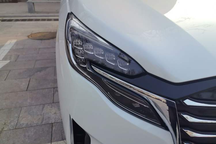 Used Buick GL8 2023 ES Lu Zun Flagship Model
