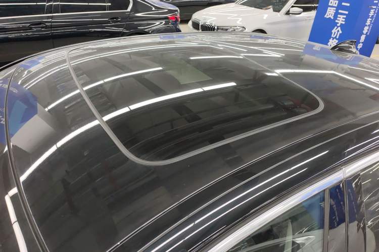 Used BMW 5 Series 2022 Second Facelift 525Li Luxury Package