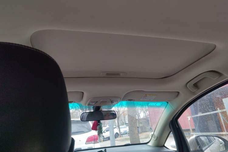 Used Geely Auto Vision X3 2017 1.5L Automatic Luxury Model Headliner
