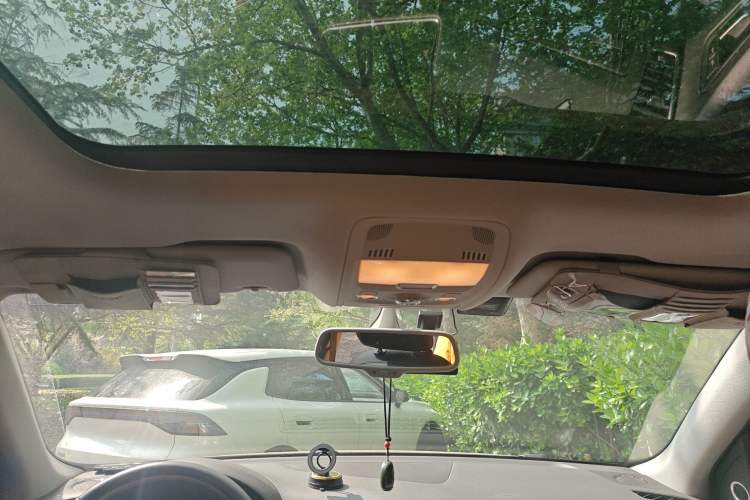 Used Audi Q5 2013 40 TFSI Comfort Edition Headliner