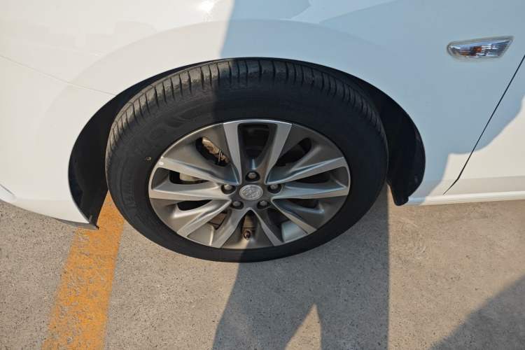 Used Buick GL6 2021 323T Mild Hybrid Connect Luxury Model
