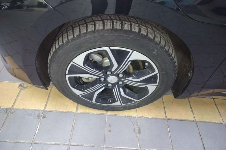 Used Hongqi E-QM5 2021 Charging Flagship Edition