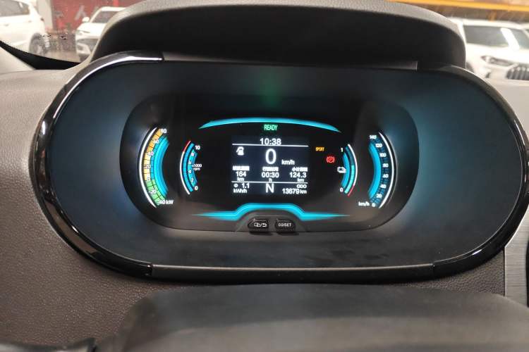 Used Chery QQ Little Ant 2022 Sweet Pink Edition Half-Sugar Version Lithium Iron Phosphate 30 kW 301 km Instrument Cluster