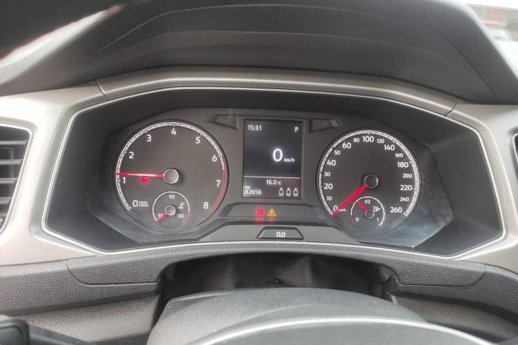 Used Volkswagen T-ROC 2019 230TSI DSG Two-Wheel Drive Advanced Version China V Standard