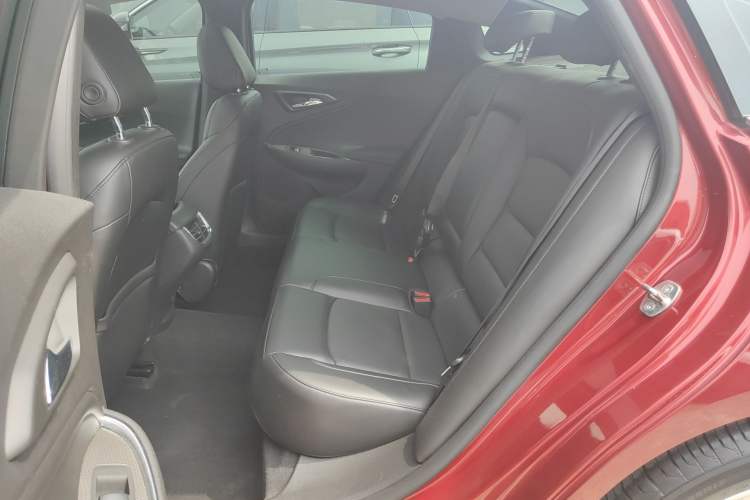 Used Chevrolet Malibu XL 2017 1.5T Automatic Ruichi Edition Left Rear Seat