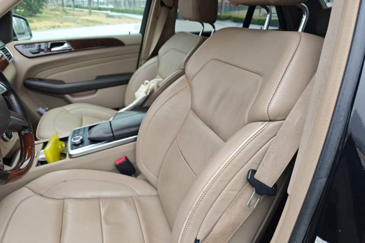 Used Mercedes-Benz M-Class 2012 ML 350 Luxury Edition