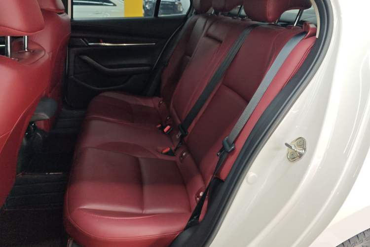 Used Mazda 3 Axela 2022 2.0L Automatic Premium Black Obsidian Edition