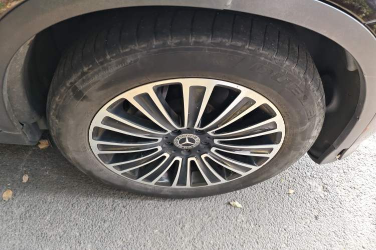 Used Mercedes-Benz GLC 2019 GLC 260 L 4MATIC Dynamic Model