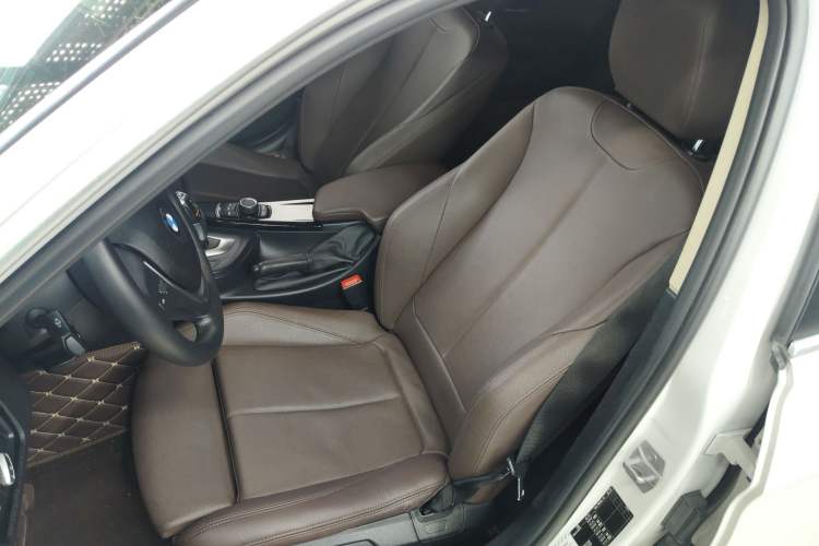 Used BMW 3 Series 2018 320Li Fashion Model
