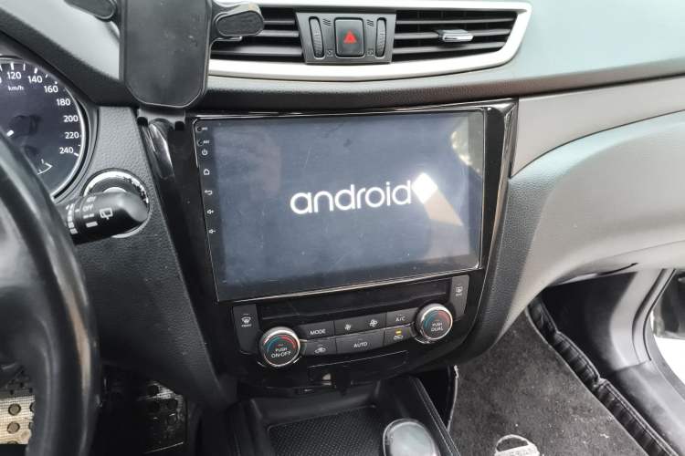 Used Nissan X-Trail 2014 2.0L CVT Smart Edition 2WD
