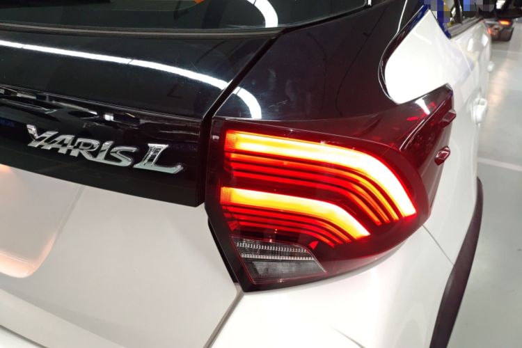 Used Toyota YARiS L Zhi Xuan 2021 X-Trail 1.5L CVT Luxury Edition Right Rear Taillight