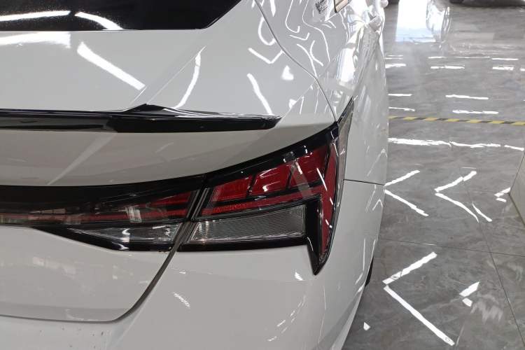 Used Hyundai Elantra 2022 1.5L CVT 20th Anniversary Edition
