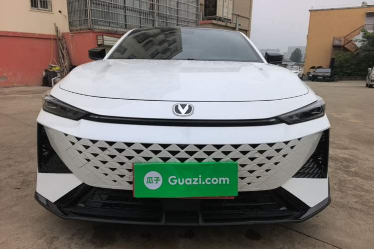 Used CHANGAN UNI-V 2024 1.5T Prestige Sport Edition
