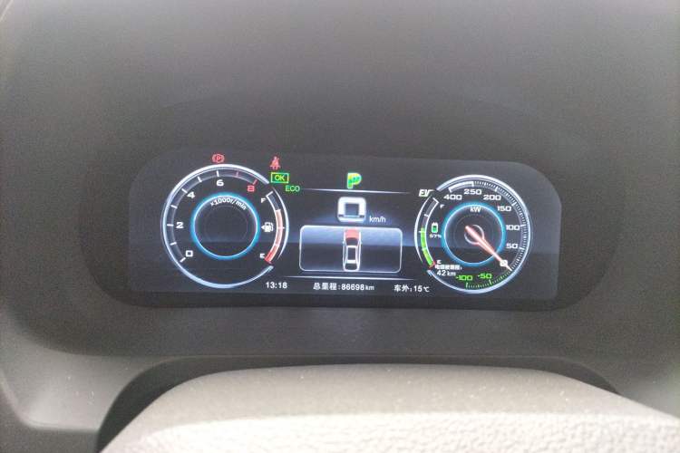 Used BYD Tang New Energy 2015 2.0T Four-Wheel-Drive Flagship Model