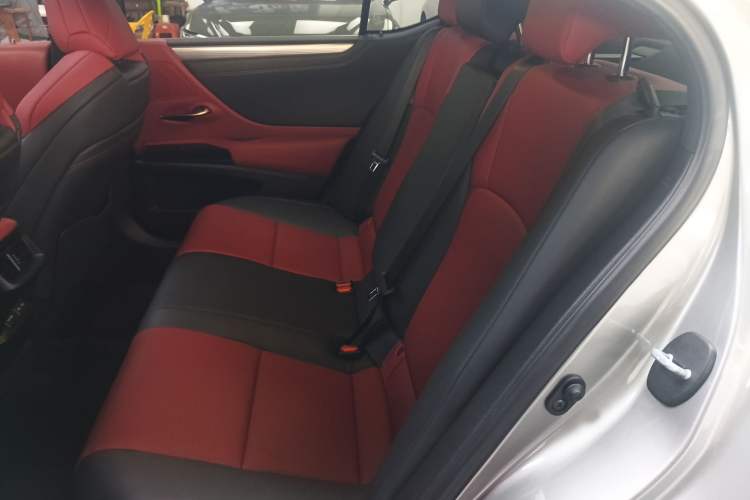 Used Lexus ES 2021 300h F SPORT