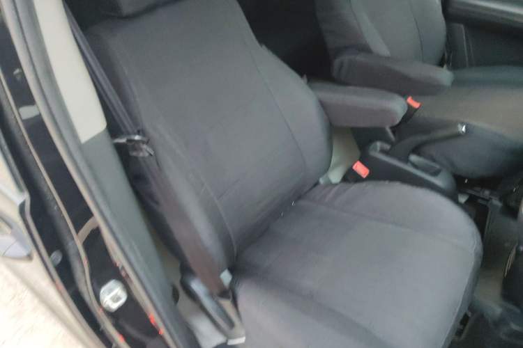 Used JAC Refine M4 2021 2.0L Manual Comfort Edition