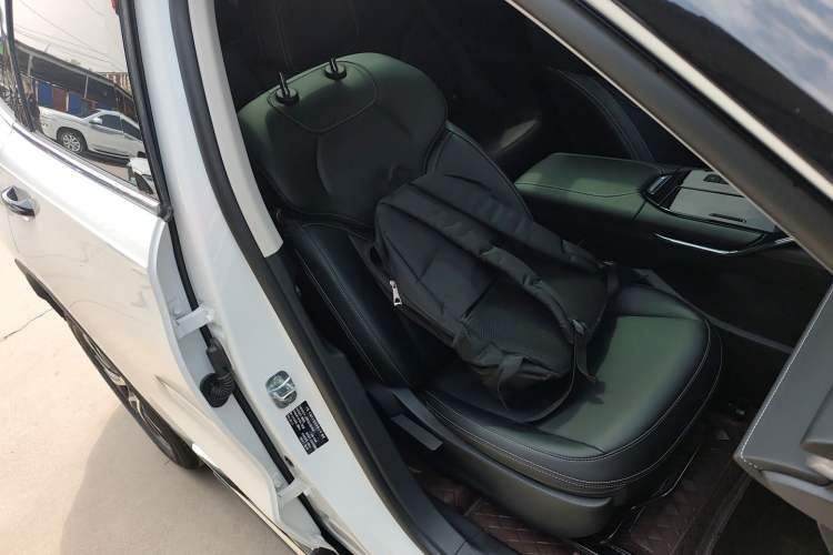 Used Haval H6 2024 1.5T Two-Wheel-Drive Classic Edition Right Front Seat