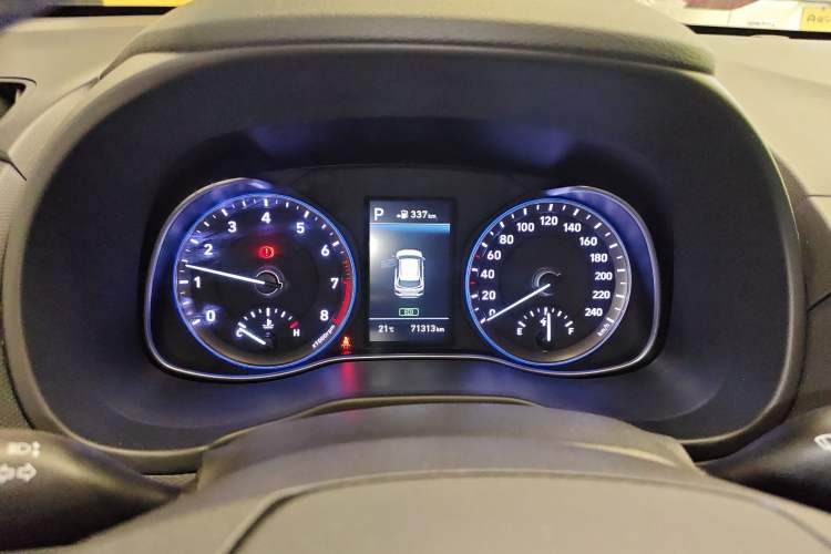 Used Hyundai ENCINO 2018 1.6T Dual-Clutch Zhilian Edition China V Standard Instrument Cluster