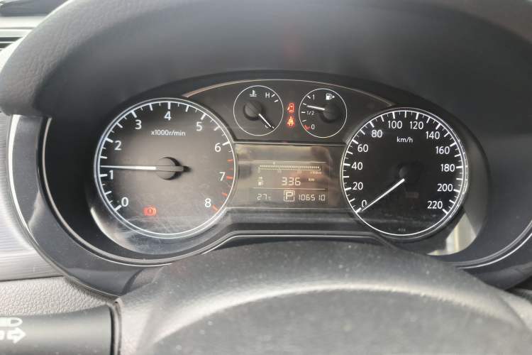 Used Nissan Tiida 2011 1.6L CVT Comfort Model